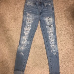 American Eagle Destroyed Jeans